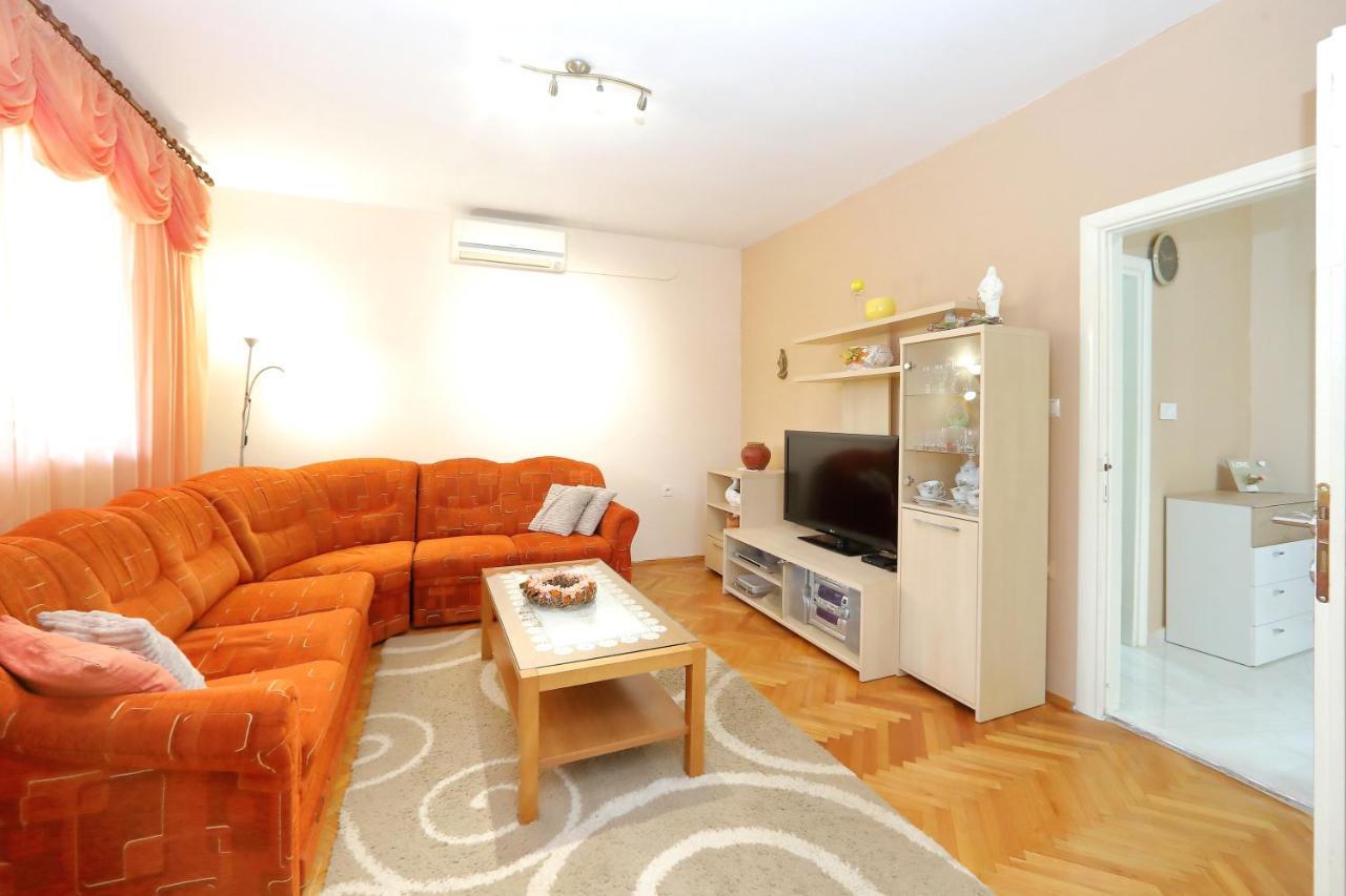 Apartment Lucijan 比比涅 外观 照片