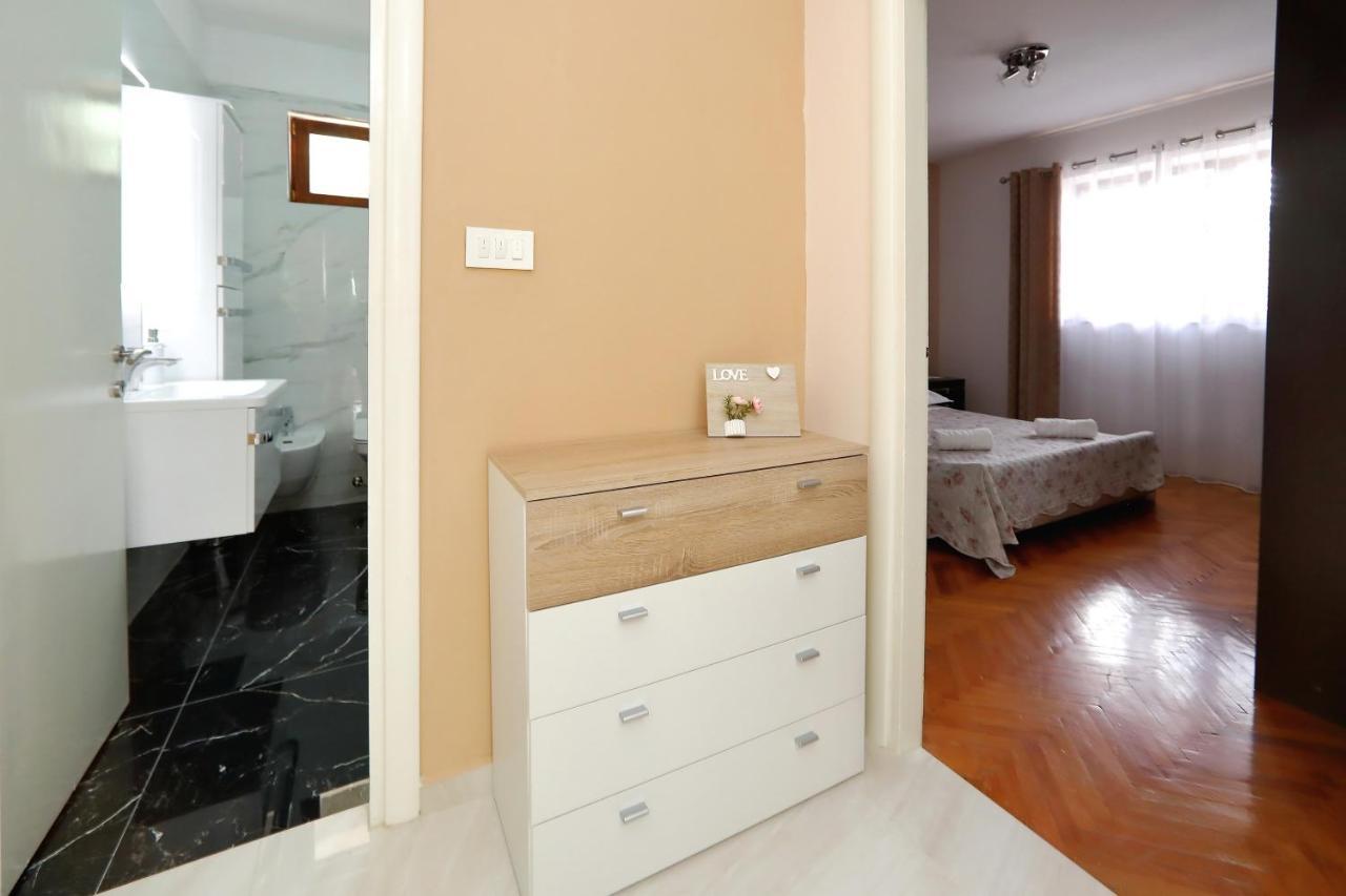 Apartment Lucijan 比比涅 外观 照片