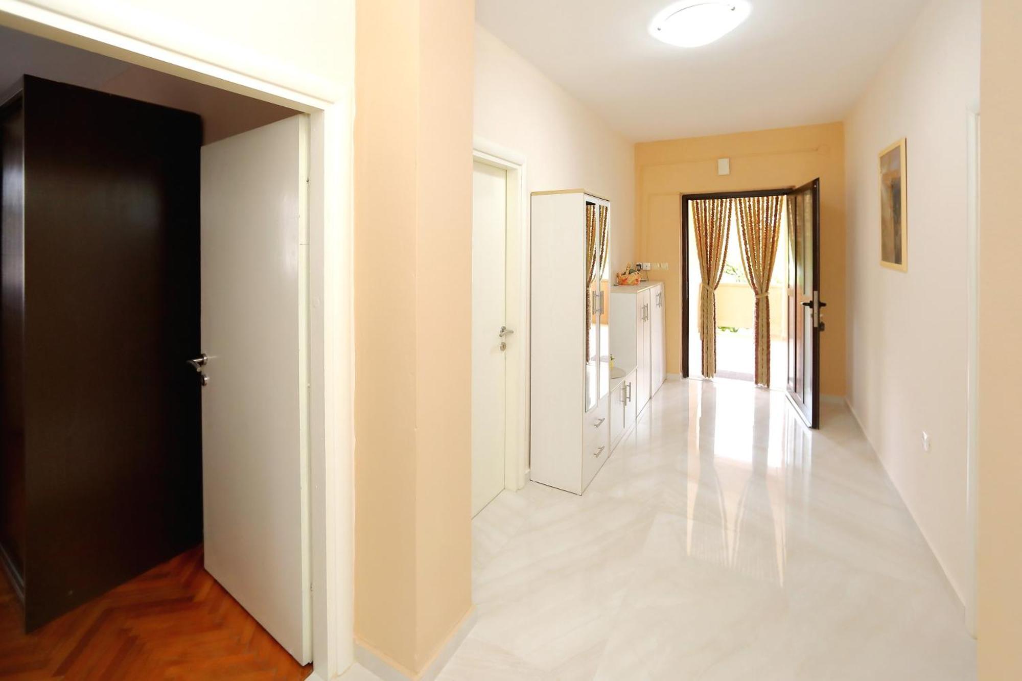 Apartment Lucijan 比比涅 客房 照片