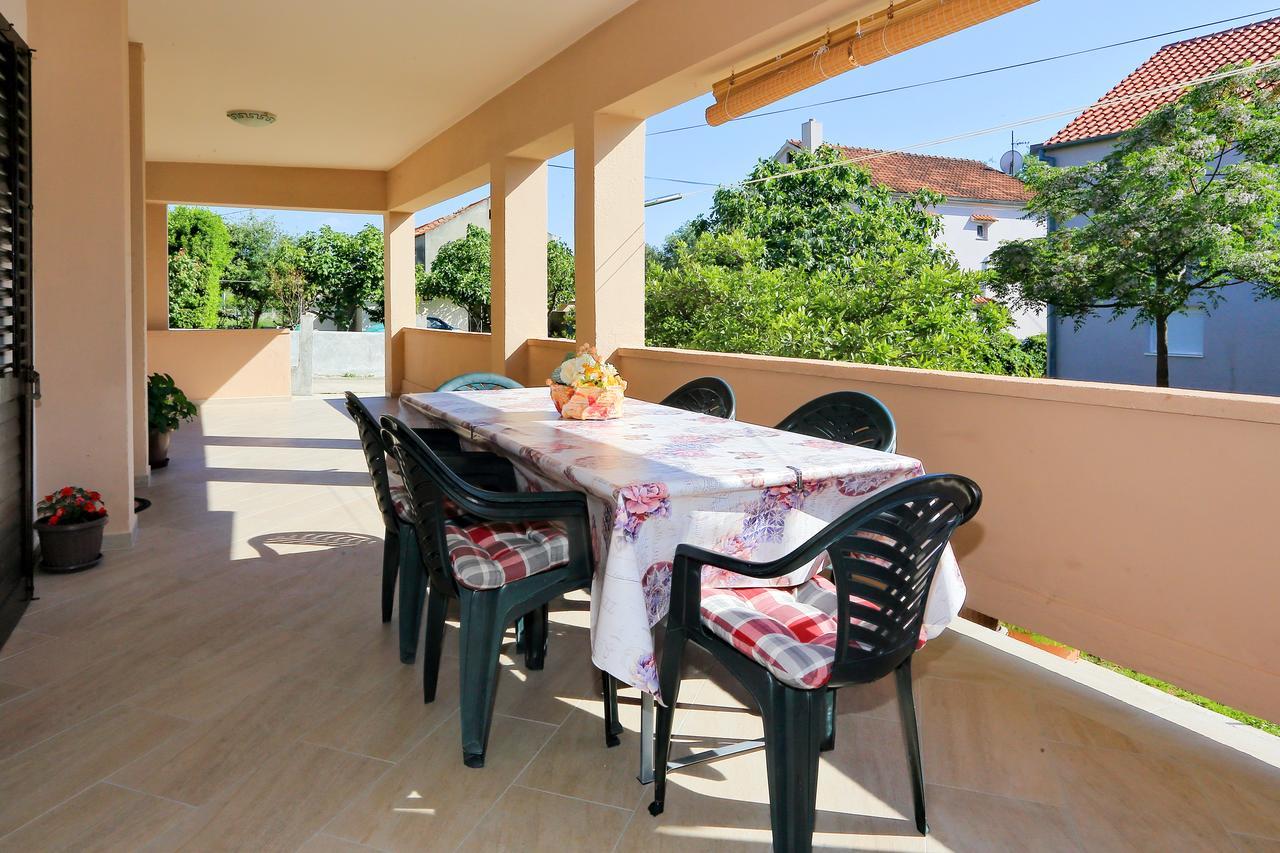 Apartment Lucijan 比比涅 外观 照片